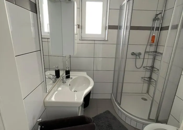 Beim Schloss Laxenburg